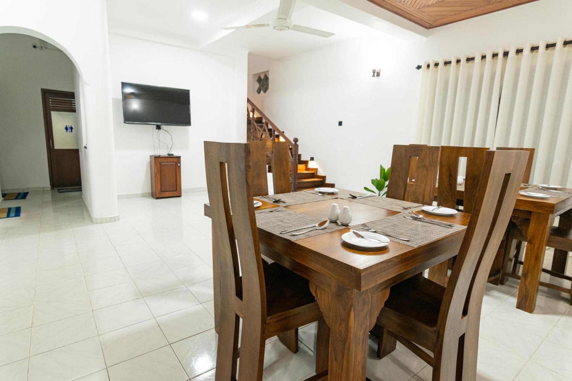 Omega Villa กอลล์ ภายนอก รูปภาพ